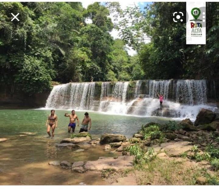Hospedaje Independencia Pucallpa Eksteriør bilde