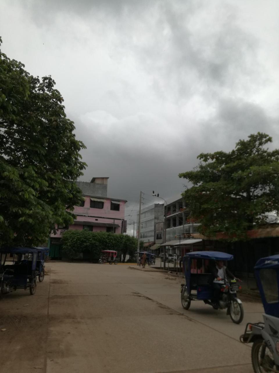 Hospedaje Independencia Pucallpa Eksteriør bilde